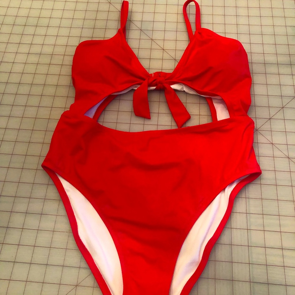 New with tags on Victoria Secret one piece swim suit.